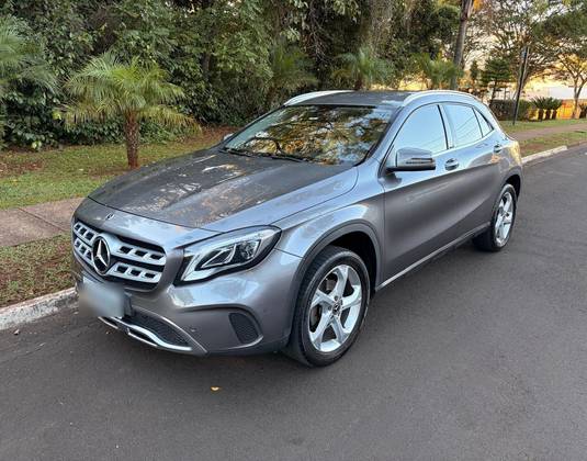 MERCEDES-BENZ GLA 200 1.6 CGI FLEX ADVANCE 7G-DCT MERCEDES-BENZ GLA 200 1.6 CGI FLEX ADVANCE 7G-DCT